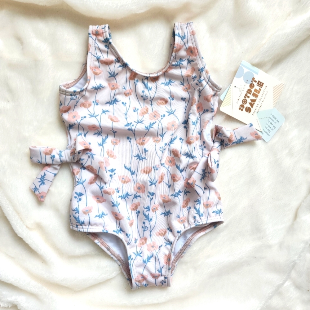 NWT DOT DOT SMILE Floral Swimwear Suit 2T One Piece Neutral Flowers